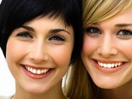 https://www.teethwhiteningkits2you.co.uk/teeth-whitening-kits website